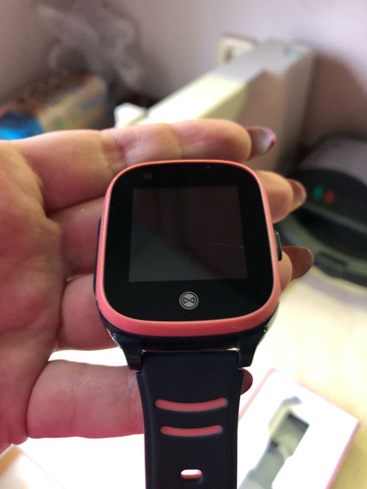Zegarek Smartwatch dla dzieci Forever Look Me KW-500 różowy