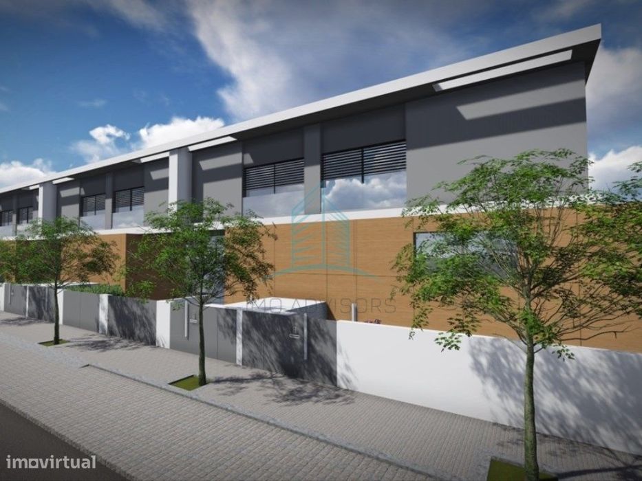 Moradia V3 com jardim