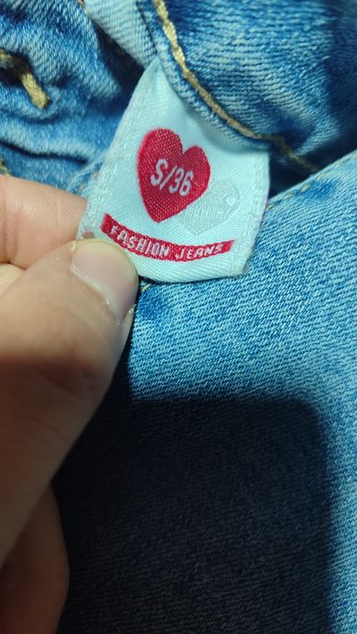 Calças em bom estado