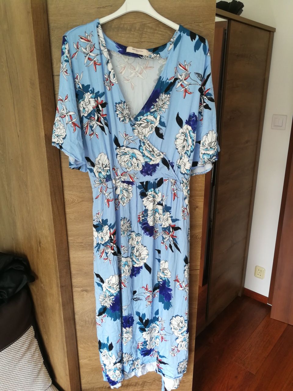 Sukienka Plus Size blekitna midi idealna na baby shower Komunię wesele