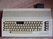 Komputer commodore 64 + kierownica