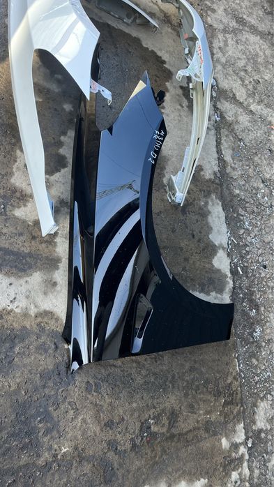 Крило бампер Тесла 3 Tesla 3 Y розборка шрот Тесла 3 Y Луцьк