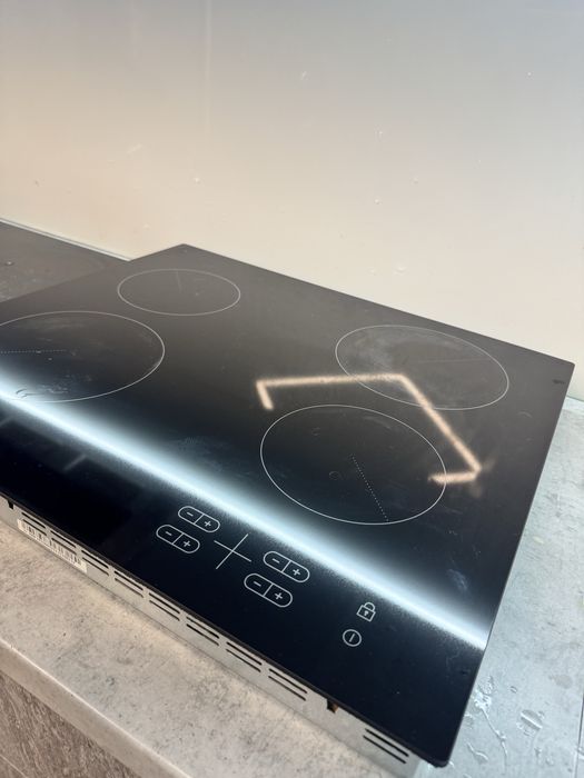 Варильна поверхня електрична SAMSUNG NZ64T3506AK/WT