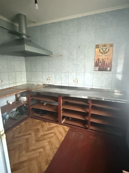 Здається фасадне комерційне приміщення. Без завдатку. Власник