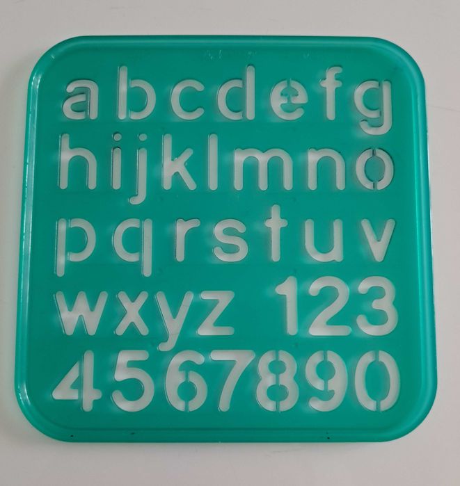 Réguas para as crianças aprenderem a escrever e desenhar