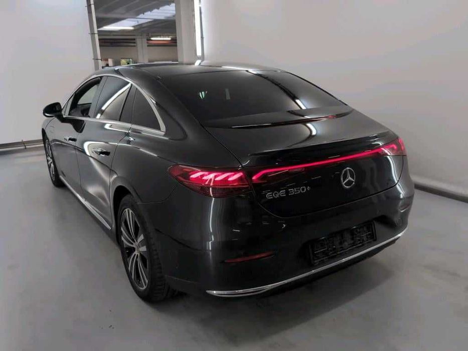 Mercedes-Benz EQE SUV 350+