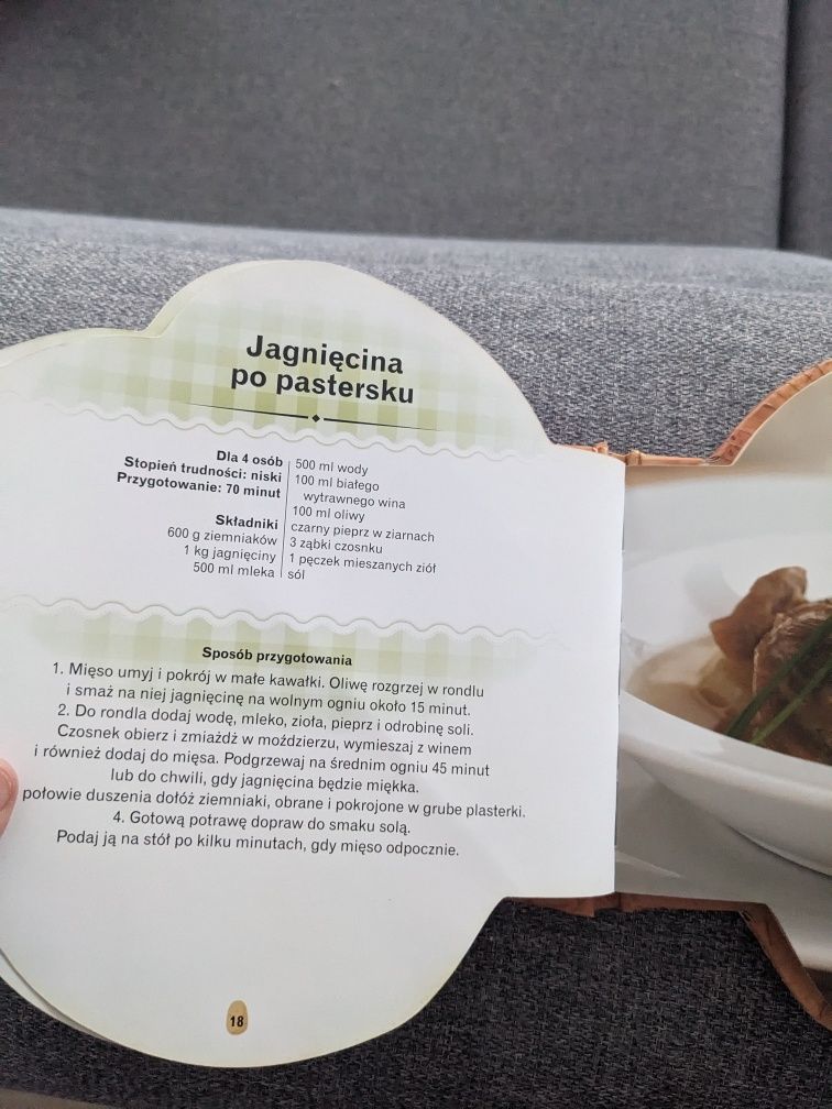 Książka z przepisami na dania z ziemniaków