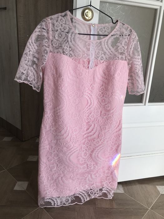 Сукня жіноча