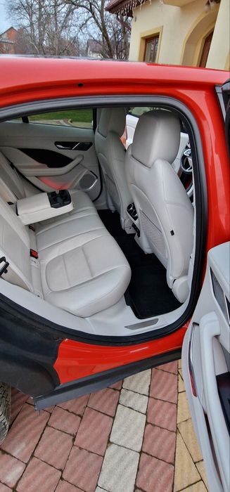 Jaguar I-Pace 2019 ягуар електро