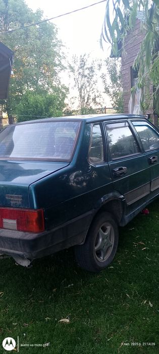Ваз21099.         .