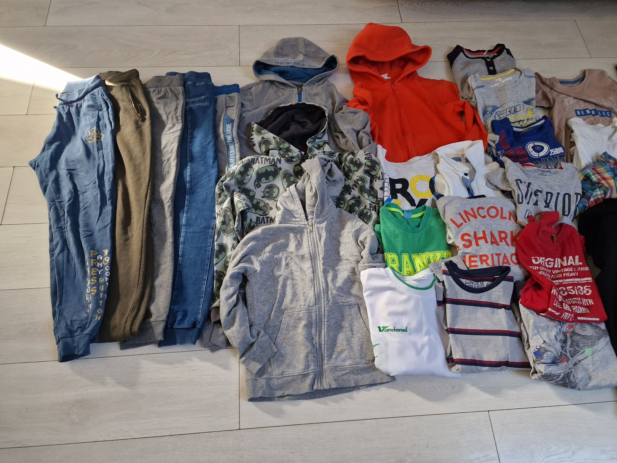 Mega paka dla Syna r.152 spodnie koszulki jesień dresy H&M Zara smyk