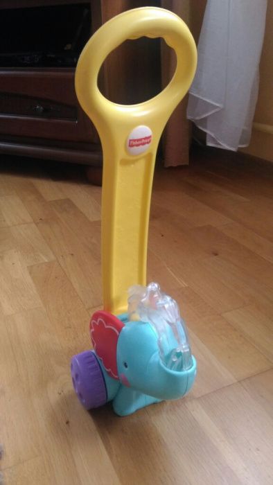 Słonik pchacz Fisher Price Y8651- mało używany