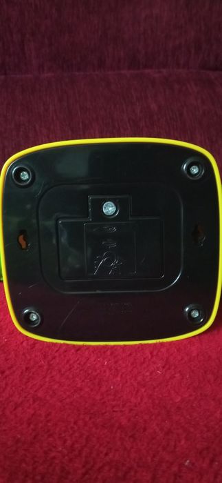 Развивающая игрушка весы