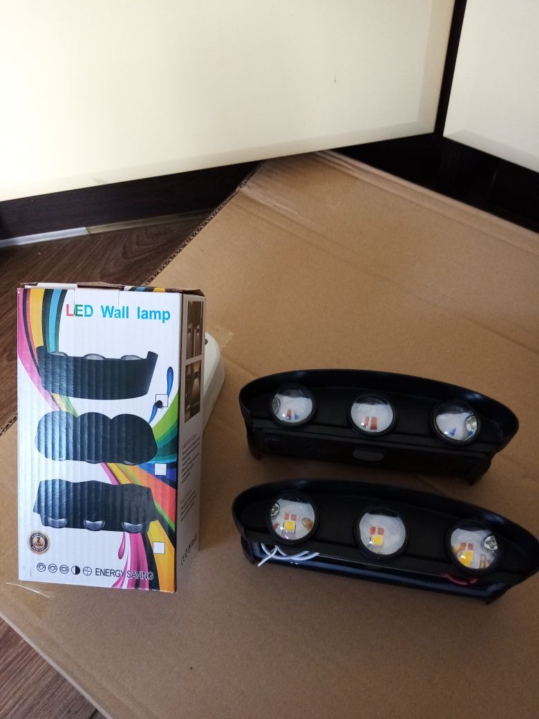 Lampy ścienne ledowe typu kinkiet