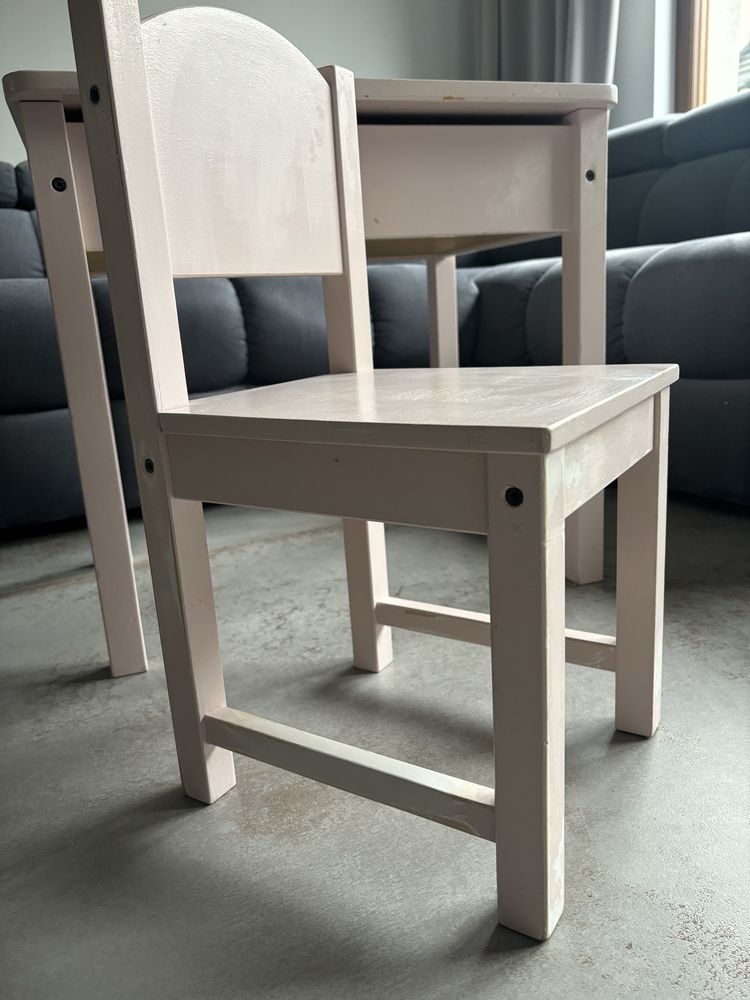 Biurko stolik krzeslo dla dziecka z drewna Ikea Sundvik