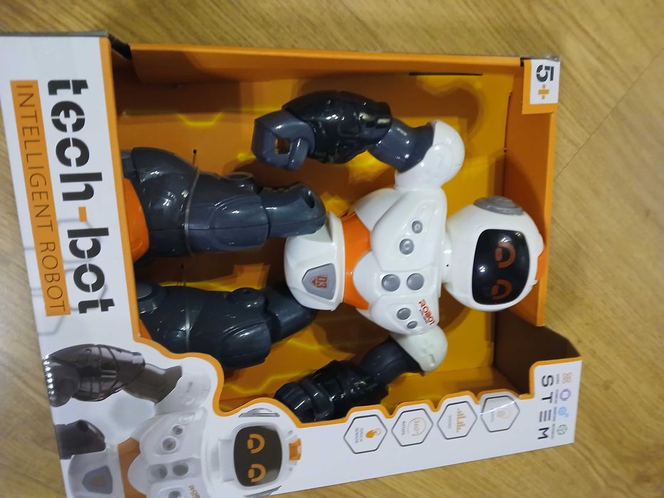 smiki tech-bot sterowany inteligent robot