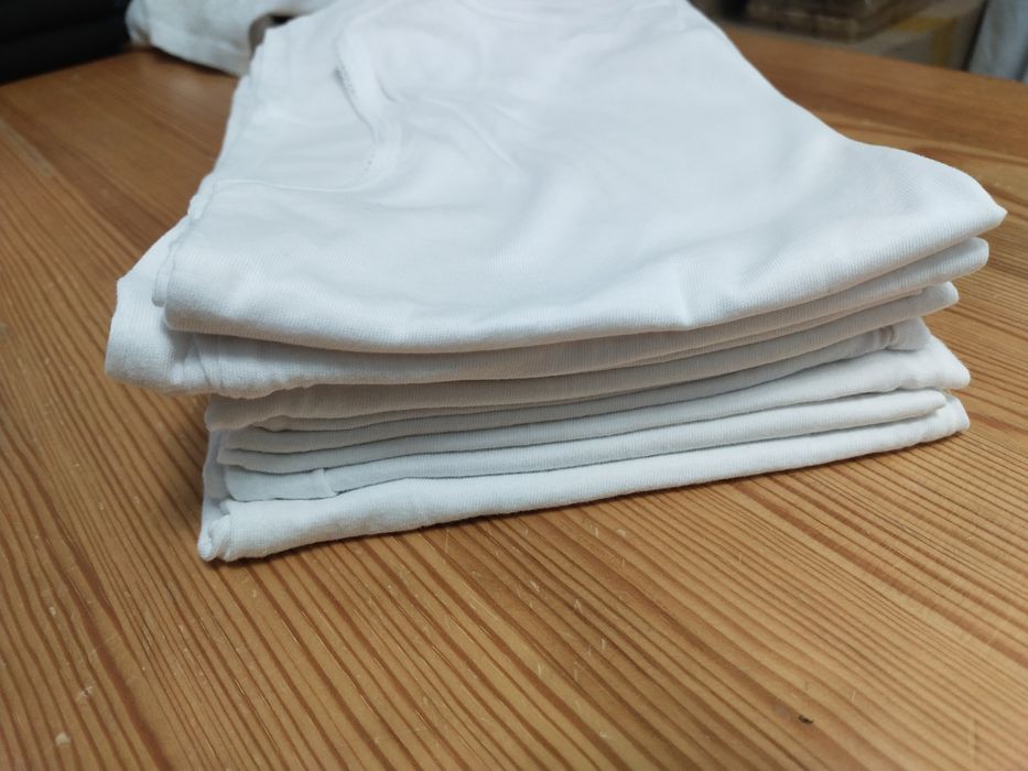 10 podkoszulek białych Primark 7-8 lat