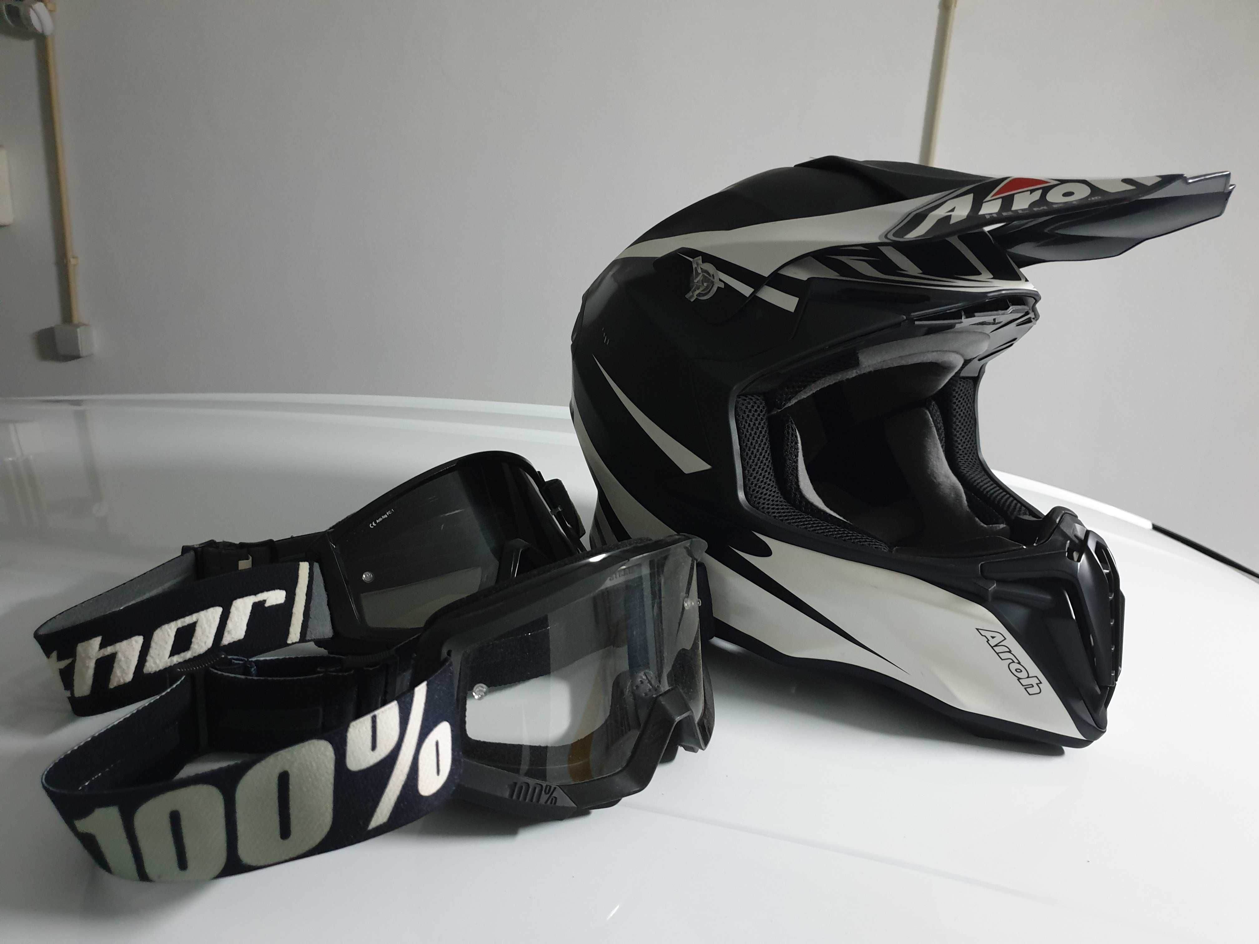 Capacete AIROH TWIST preto/braco