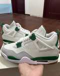 Jordan 4Retro SB Pine Green R.44