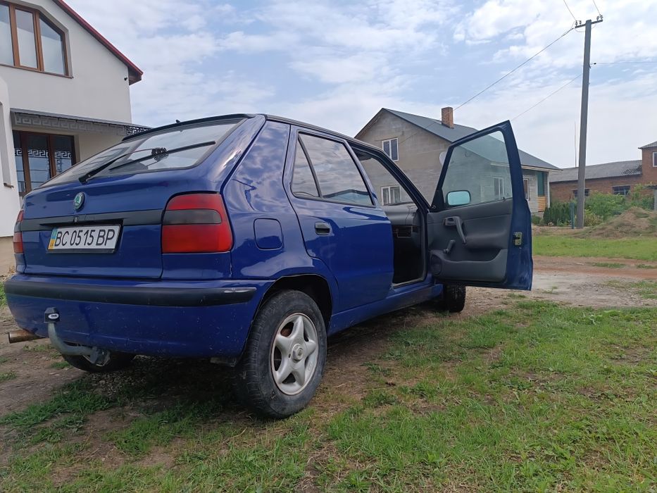 Продається Шкода феліція рестайлінг
 З 1.6 бензиновим інжекто