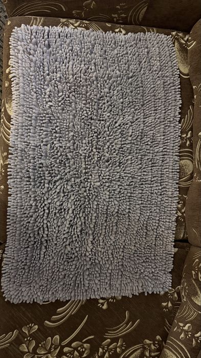 Килимки до ванної кімнати