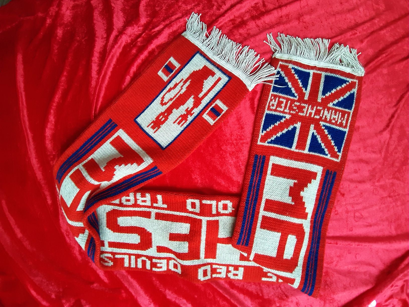 Szalik Manchester United lata 90te 100% Oryginał England piękny