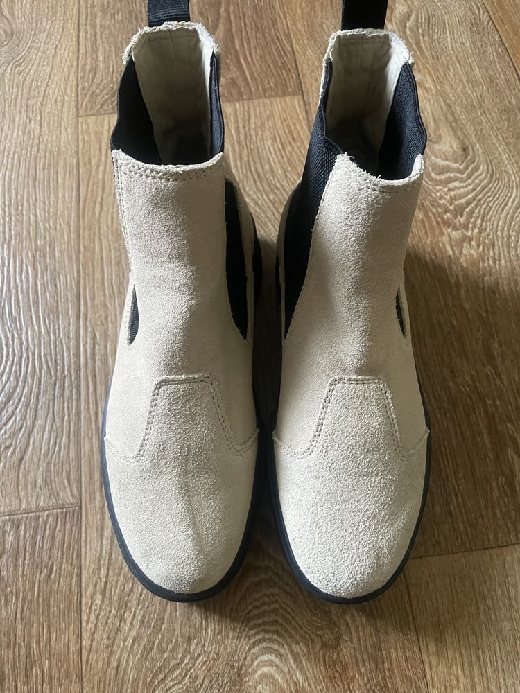 Челсі  Puma Mayze