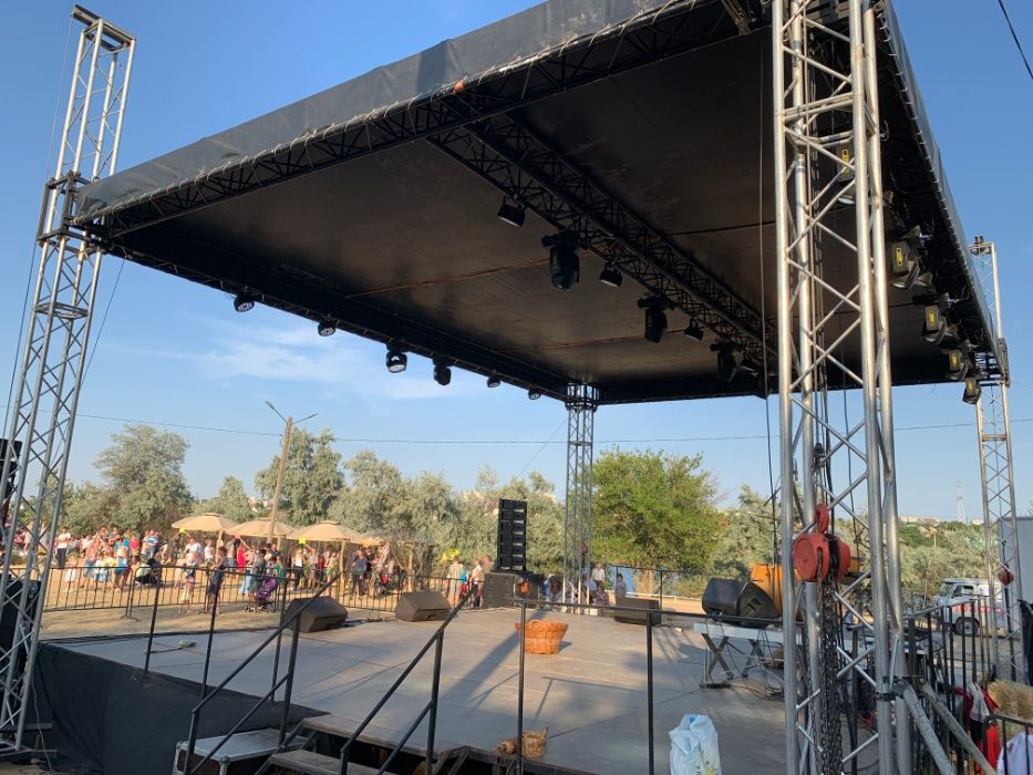 Аренда сцены. Аренда подиума. Сцена для концертов. Прокат сцены.