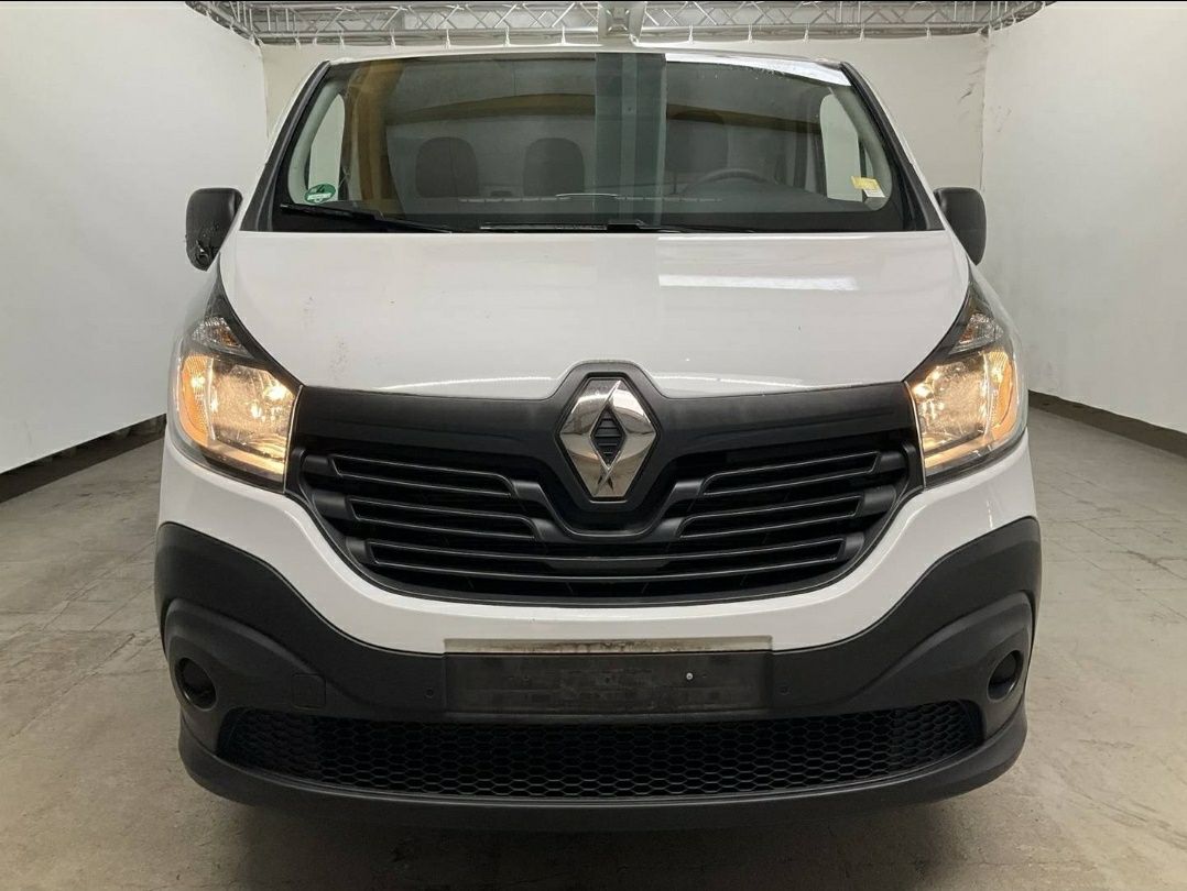 Renault Trafic traffic 1.6 dCi 120km niski przebieg faktura VAT, vat-1