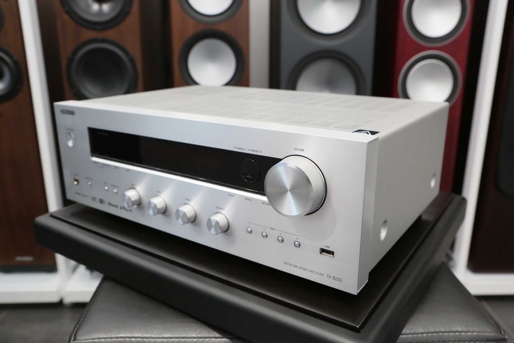 Onkyo TX-8250 amplituner stereo stereofoniczny