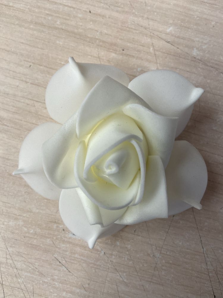 декоративні штучні квіти клей шпильки булавки рози жемчуг
