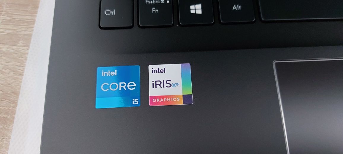 Laptop asus K514E nowy
