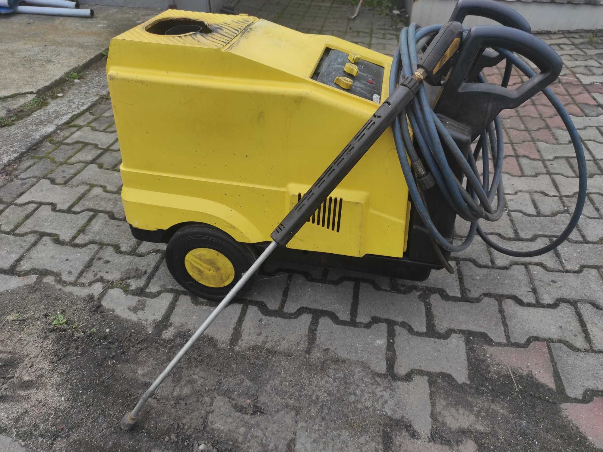 Myjka Karcher HDS 697 Ci / 155 st. / 160bar robocze