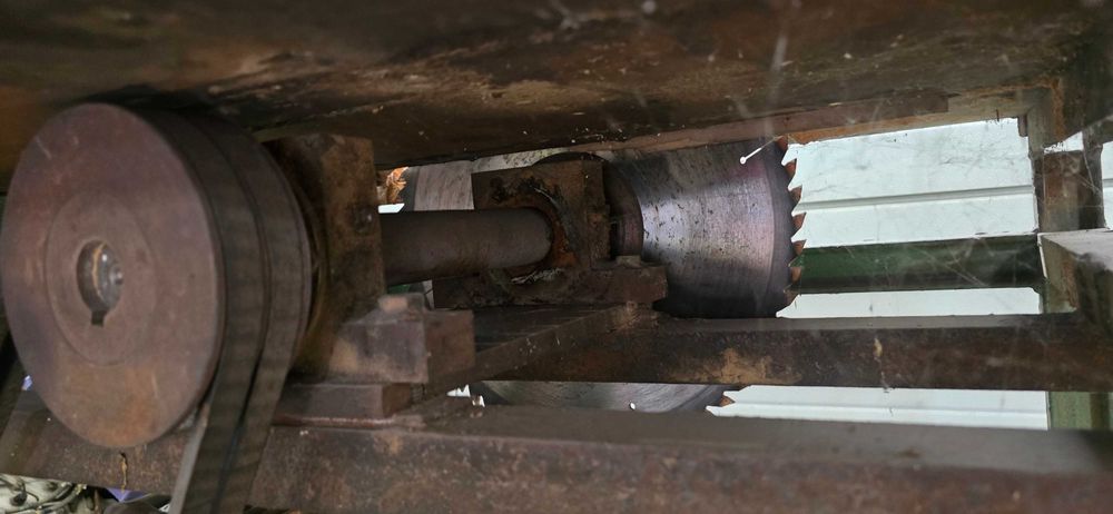 PIŁA tarczowa do drewna krajzega masywna cięzka dużą 400v siła