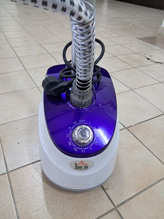 HOMCOM Ferro de Engomar a Vapor para Roupa / Vestidos
