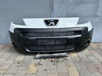 Бампер передний Peugeot Partner B9