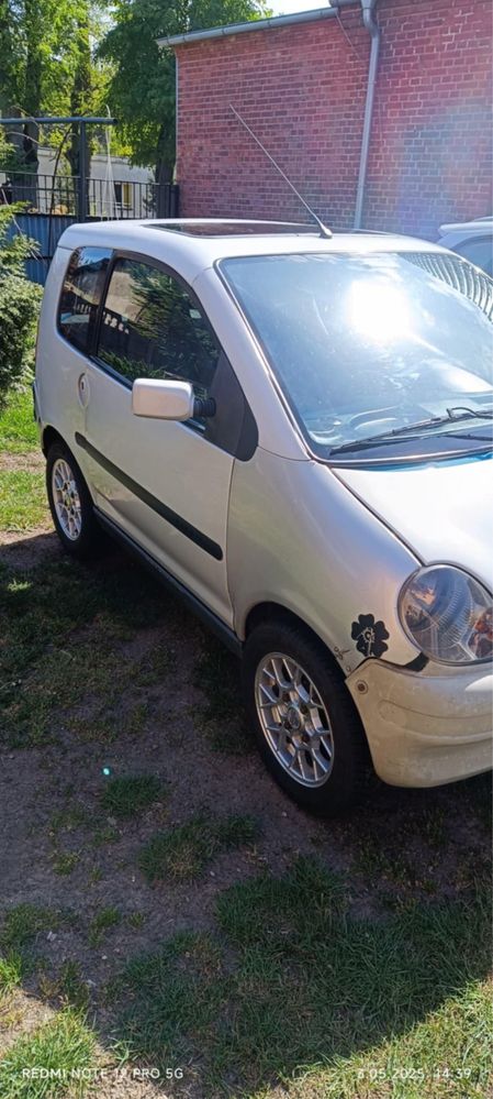 Axiam 400 microcar