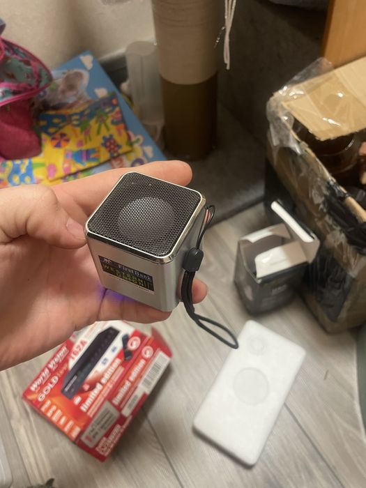 Продам колоночку блютуз