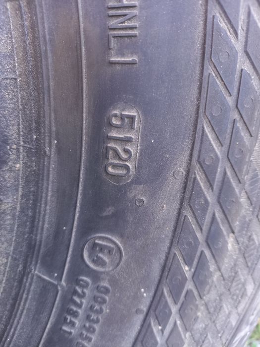 Opony wielosezonowe  235x65 R16C