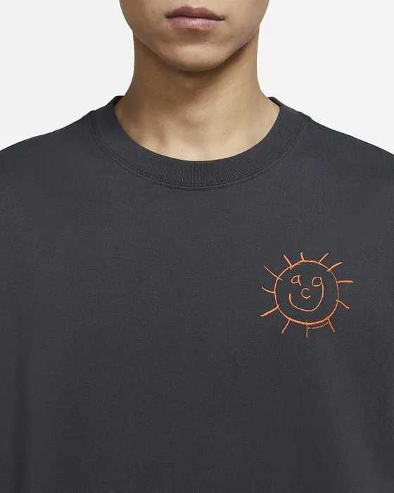 Футболка Nike ACG Smiling Face Logo Round Neck