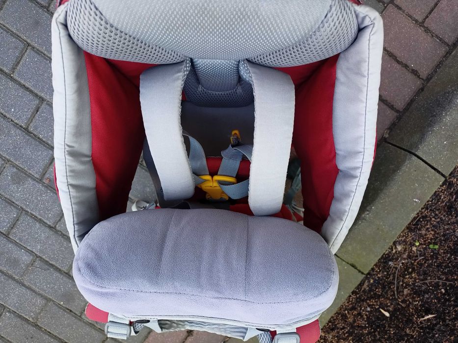 Nosidło górskie Deuter Comfort II z daszkiem i ponczem przeciwdeszcz