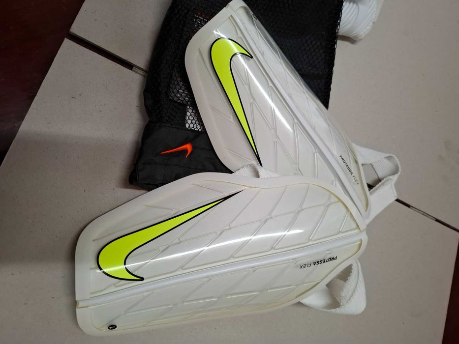 Caneleiras Nike como novas junior