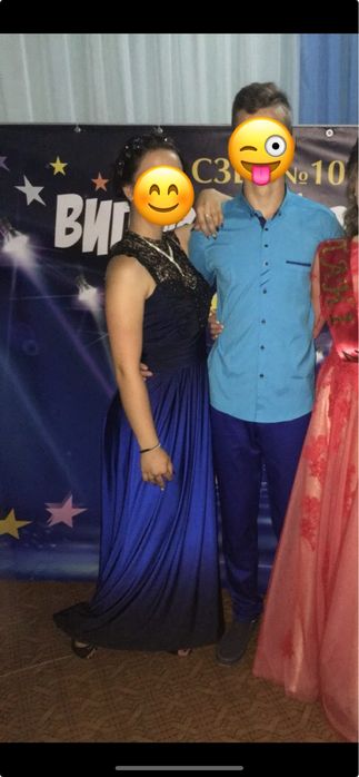 Вечірня сукня