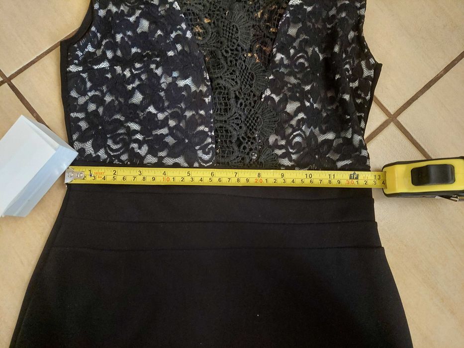 Czarna mini sukienka  r.38/m