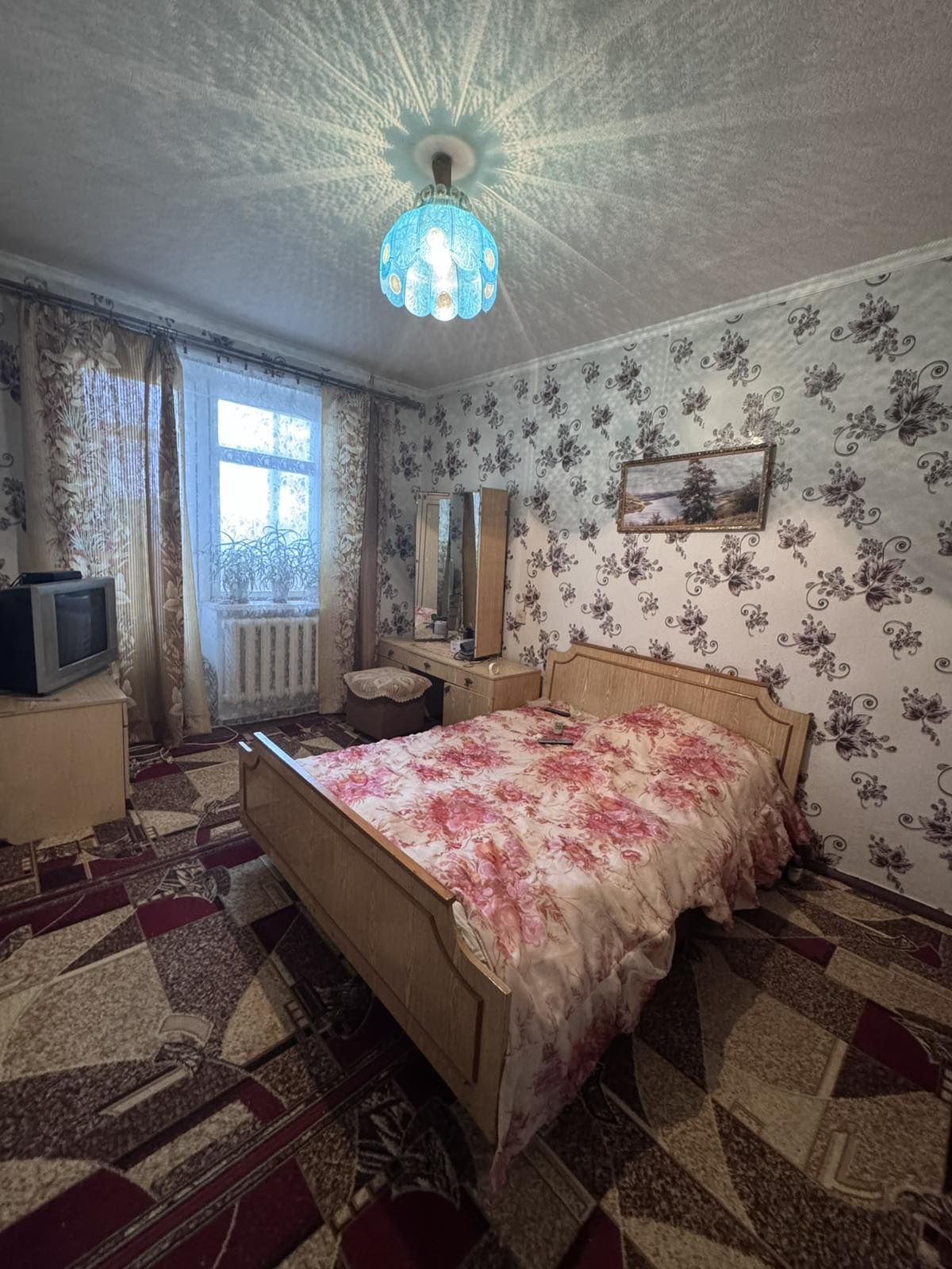 Продається двокімнатна квартира ,Чеський проєкт,в районі Льотного міст