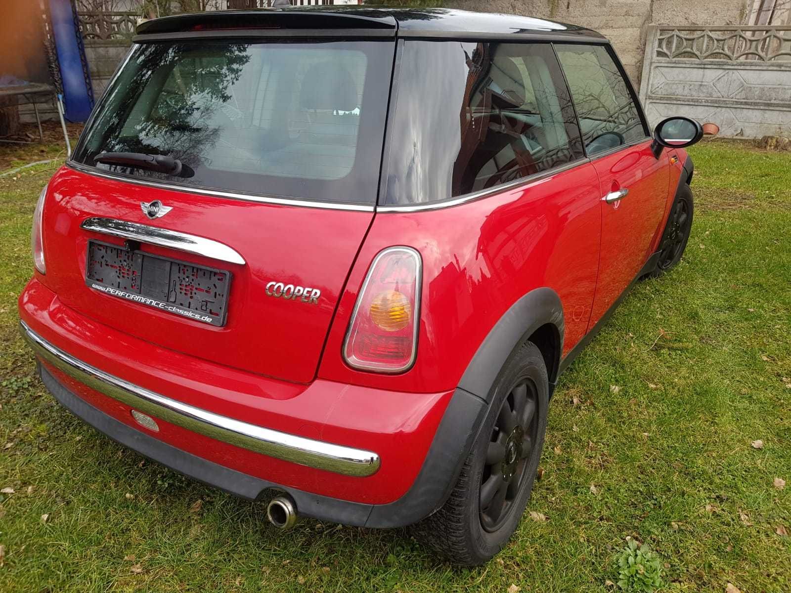 Mini Cooper 1,6 automat