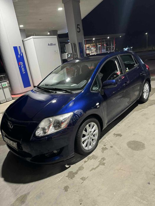 Toyota Auris - stan idealny