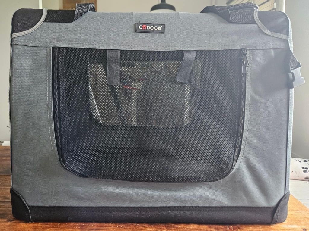 Transporter dla psa/kota. CADOCA 60X45X40CM