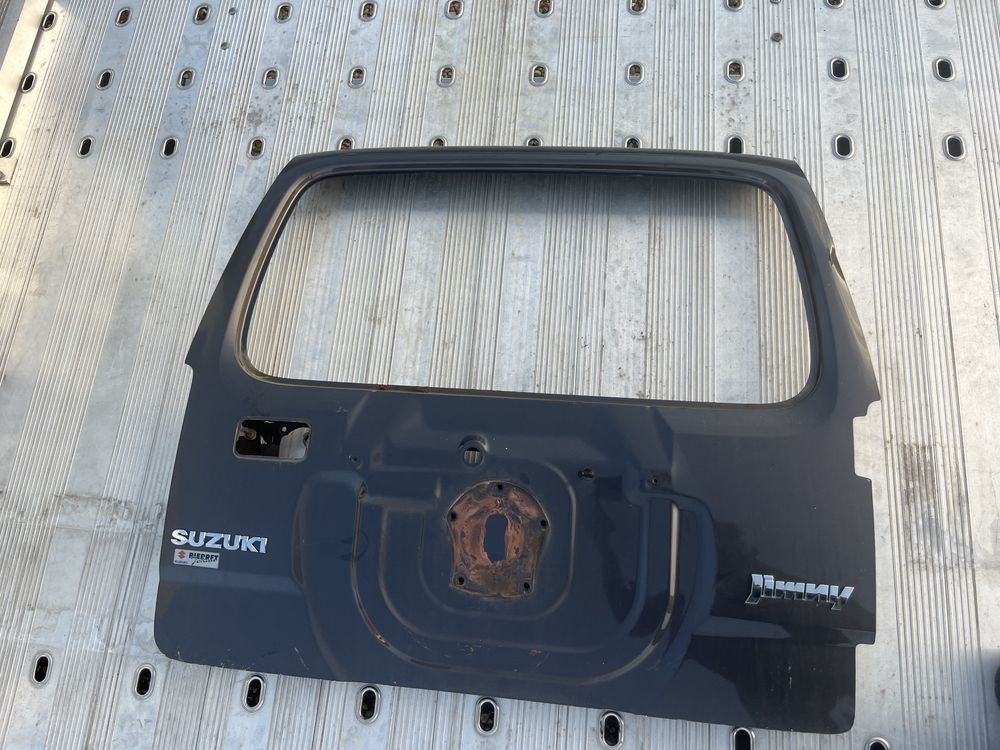Suzuki jimny drzwi klapa