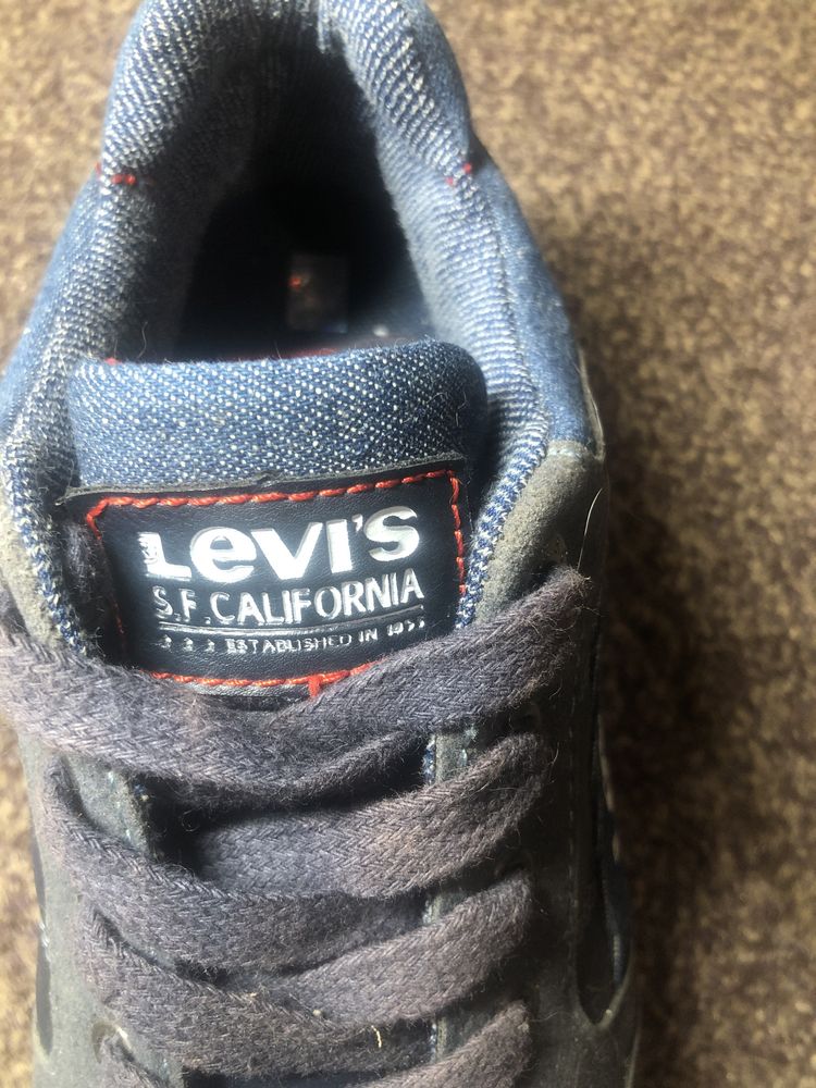 Кросівки Levi’s